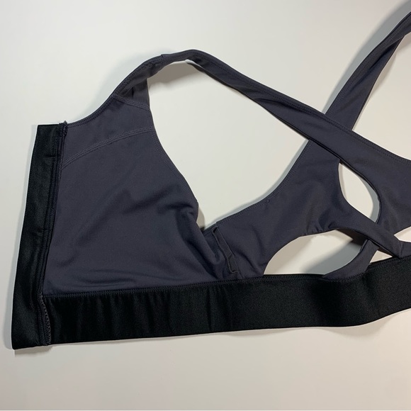 Fabletics grey no bounce front zip sports bra - Picture 10 of 15